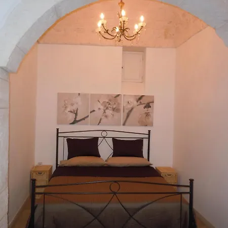 Casa Josephina - Three Level Stone With Balcony, 2 Roof Terraces & Sea Views