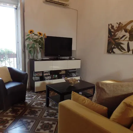 Holiday home Casa Josephina - Three Level Stone With Balcony, 2 Roof Terraces & Sea Views *