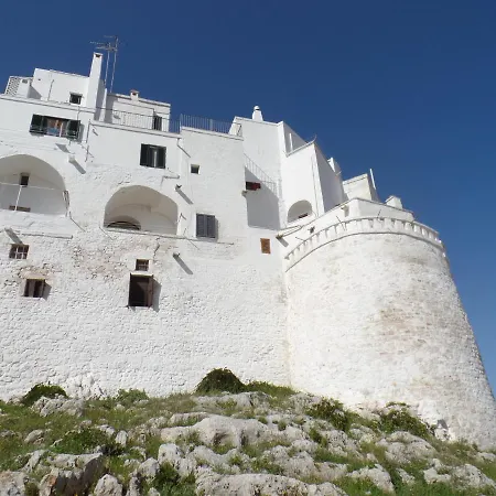 Holiday home Casa Josephina - Three Level Stone With Balcony, 2 Roof Terraces & Sea Views *