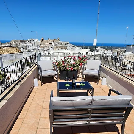Casa Josephina - Three Level Stone With Balcony, 2 Roof Terraces & Sea Views *